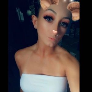 Meet your Posher, Tory